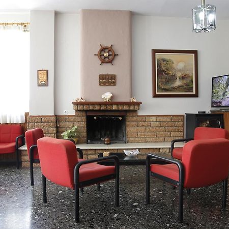 Noufara Hotel Kamena Vourla Exteriör bild