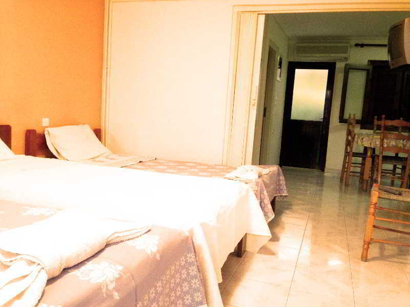 Noufara Hotel Kamena Vourla Exteriör bild