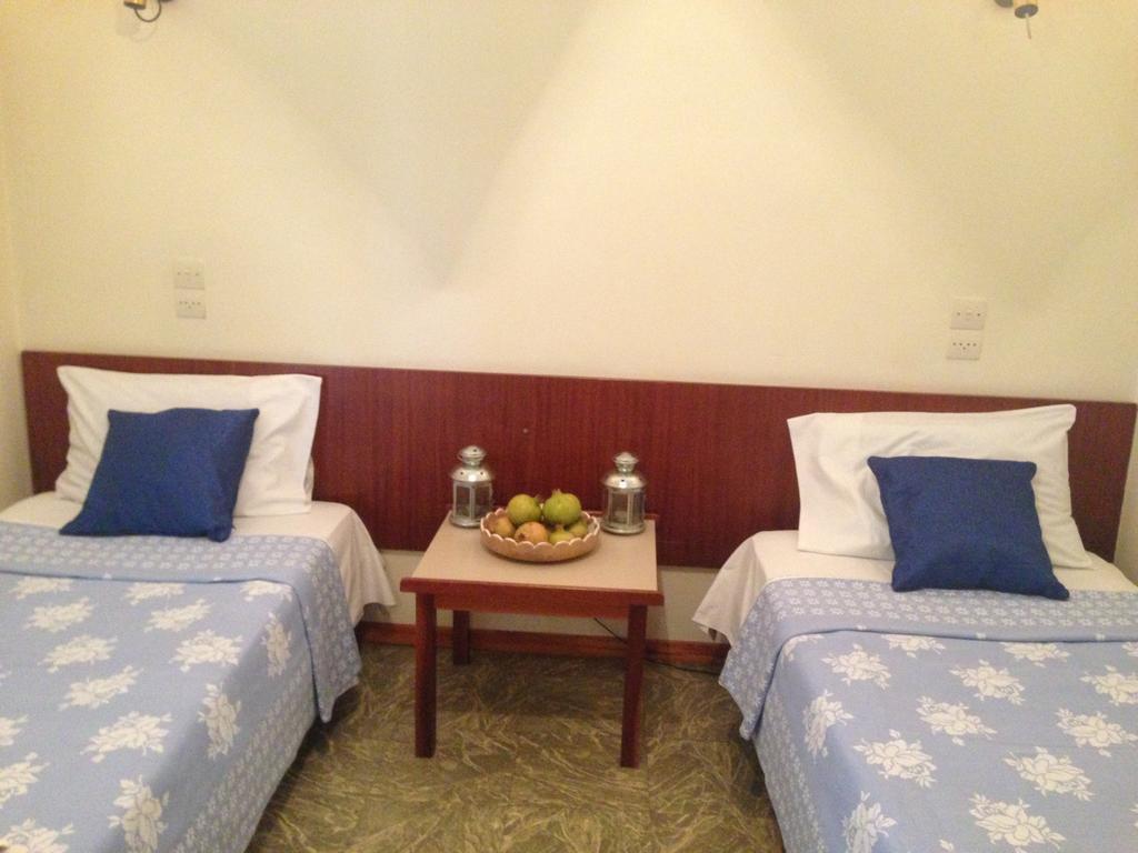 Noufara Hotel Kamena Vourla Rum bild