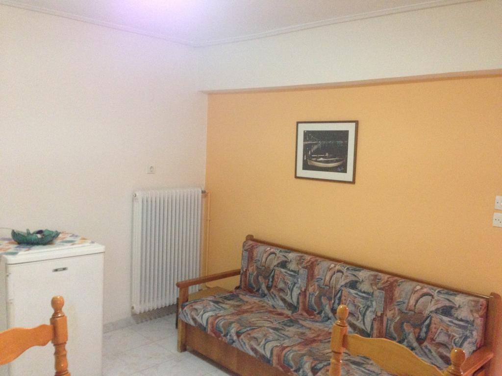 Noufara Hotel Kamena Vourla Rum bild